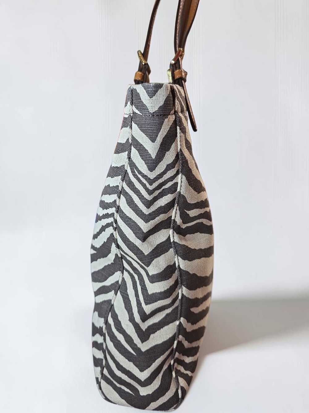 MICHAEL KORS Jet Set Zebra Print Jacquard North South Tote Bag Like New - Picture 6 of 11